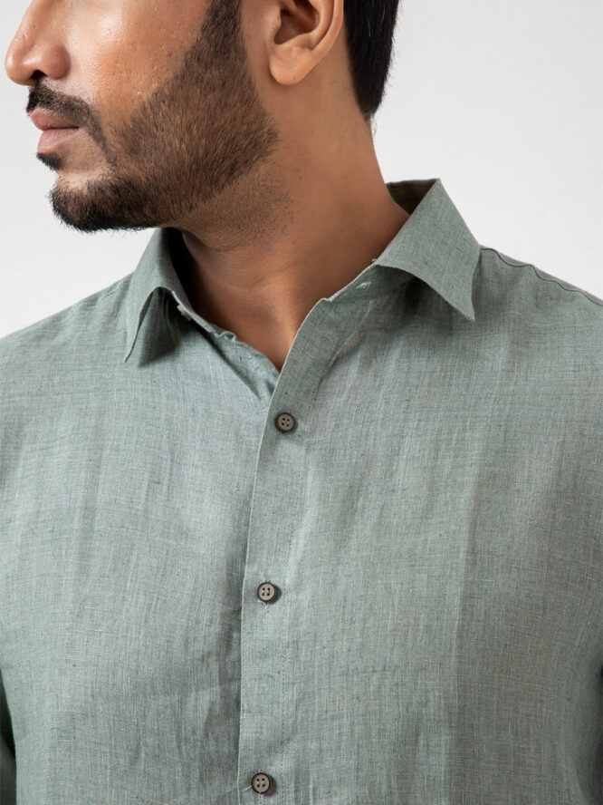 European Linen Solid Shirt In Teal Close view