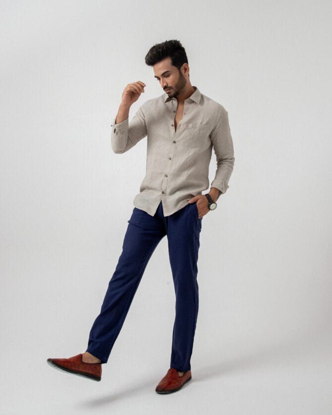 Linen Shirt in Ash - Image 6